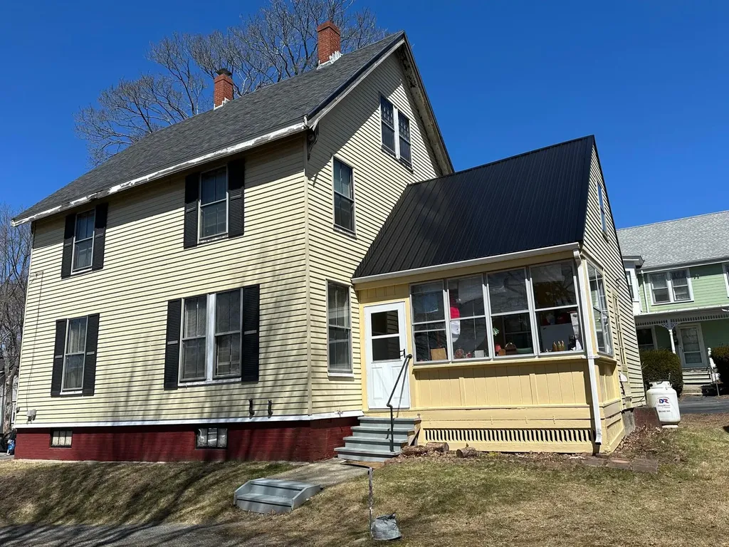 106 Thomas Hill Road Bangor ME 04401