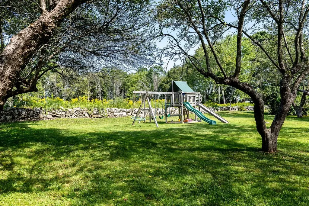 1520 Harpswell Neck Road Harpswell ME 04079