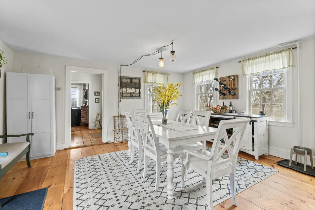 1520 Harpswell Neck Road Harpswell ME 04079