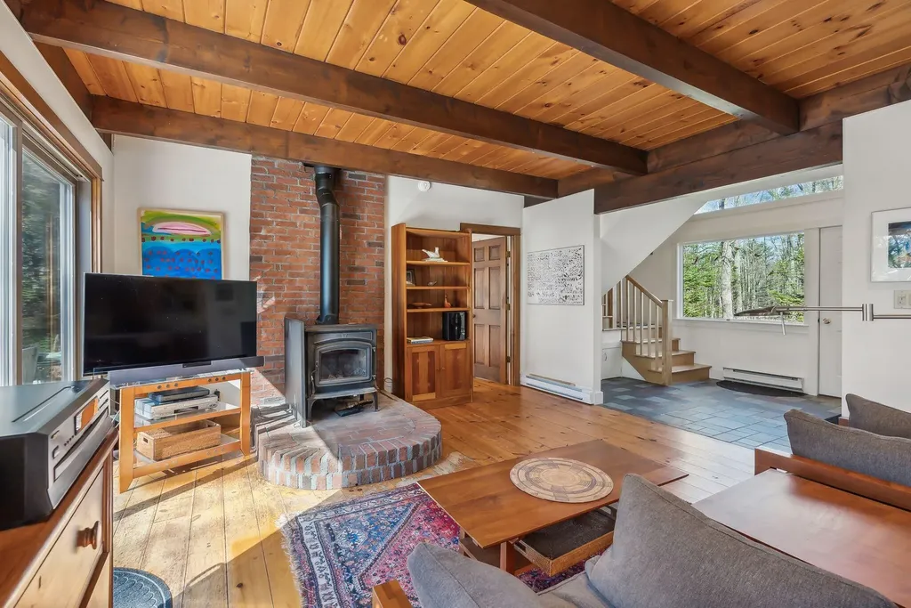 6 Scotch Pine Drive Freeport ME 04032