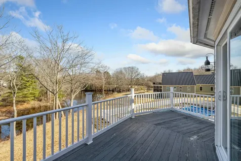 225 Beachwood Avenue Kennebunkport ME 04046