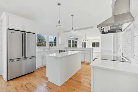 225 Beachwood Avenue Kennebunkport ME 04046