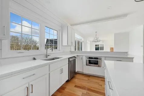 225 Beachwood Avenue Kennebunkport ME 04046