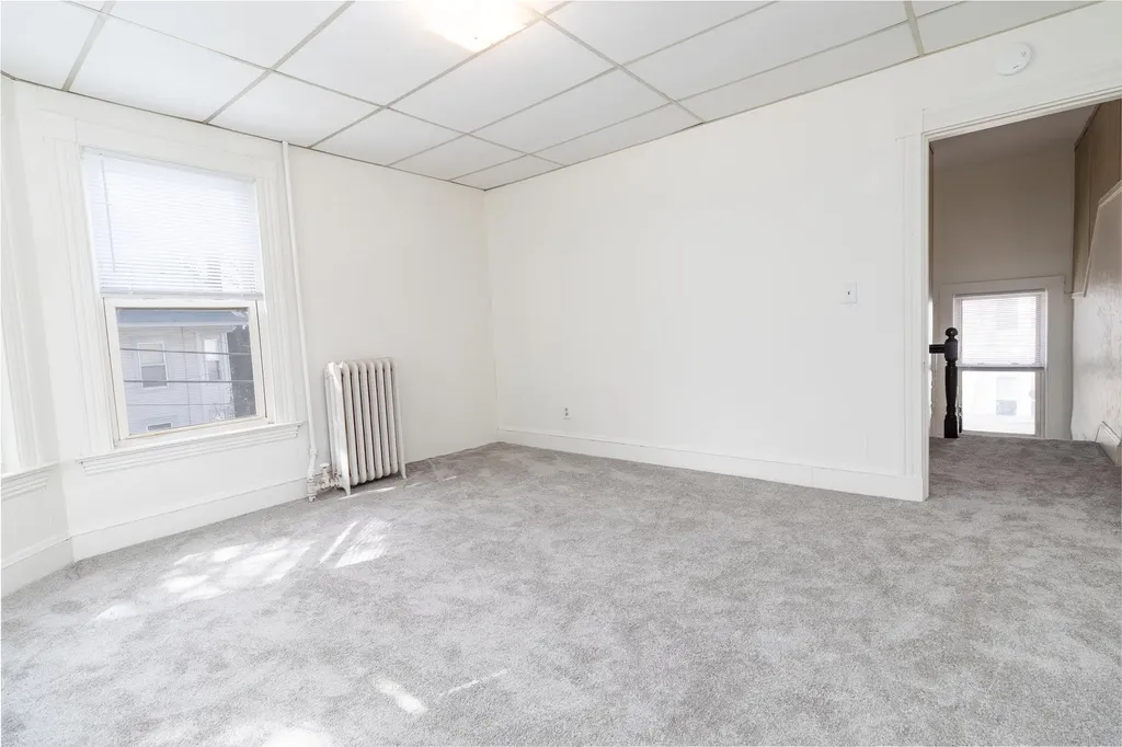 15 Arch Avenue Lewiston ME 04240