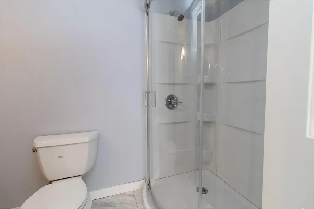 15 Arch Avenue Lewiston ME 04240