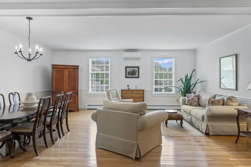 106 Farragut Way Kennebunk ME 04043