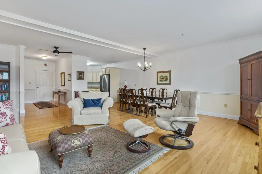 106 Farragut Way Kennebunk ME 04043