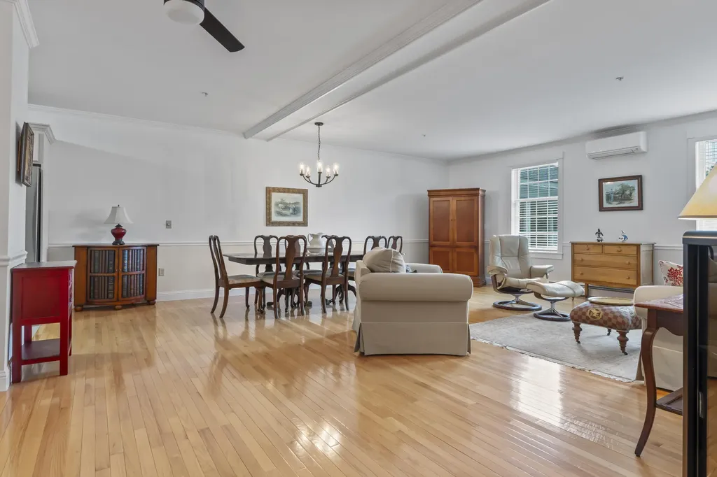 106 Farragut Way Kennebunk ME 04043
