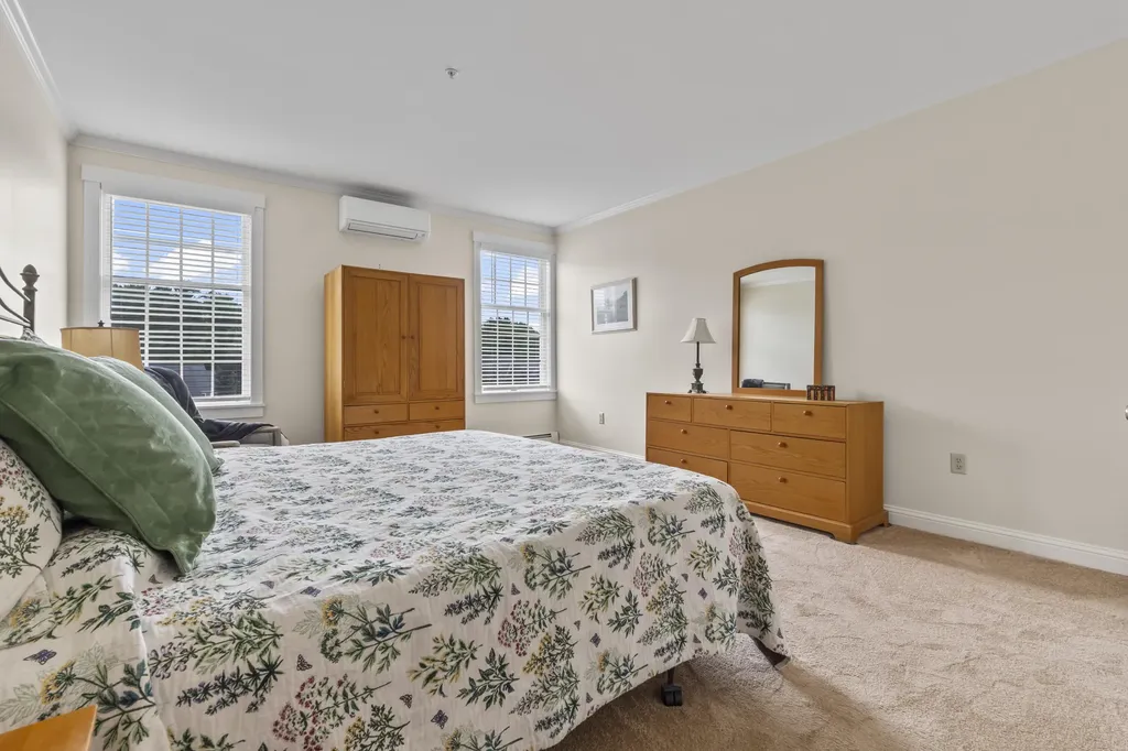 106 Farragut Way Kennebunk ME 04043