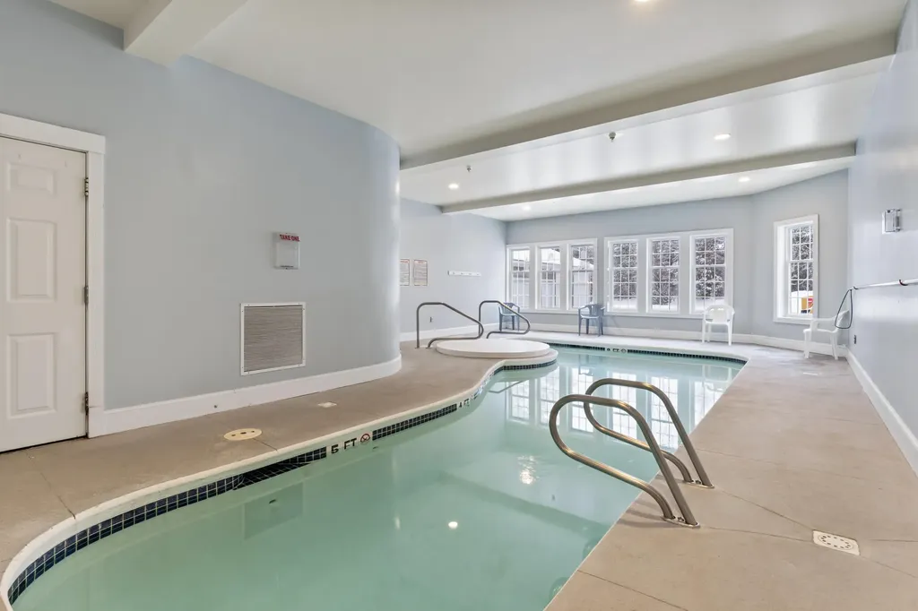106 Farragut Way Kennebunk ME 04043