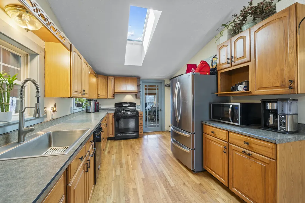 450 West Road Waterboro ME 04087