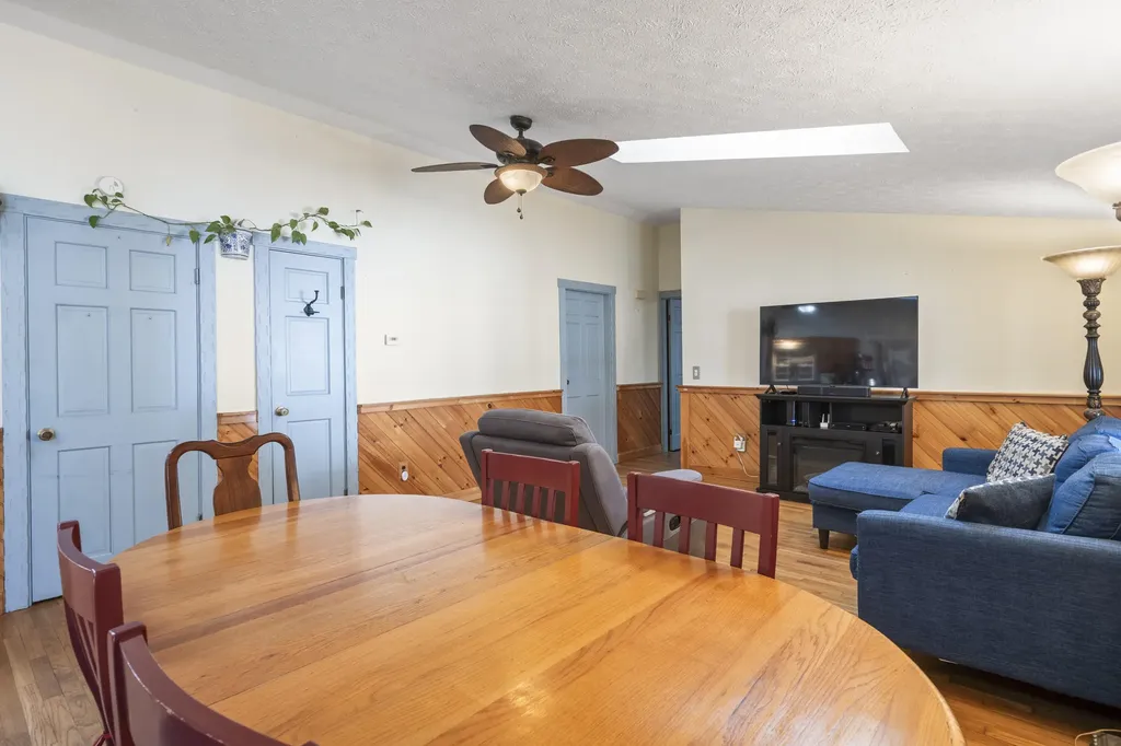 450 West Road Waterboro ME 04087