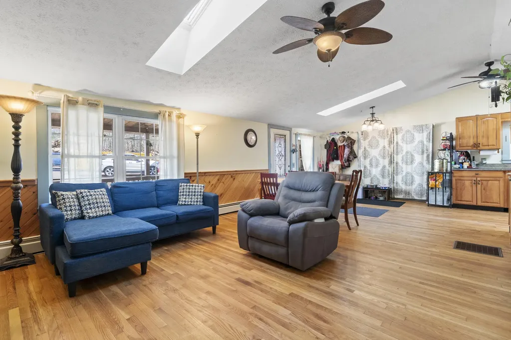 450 West Road Waterboro ME 04087