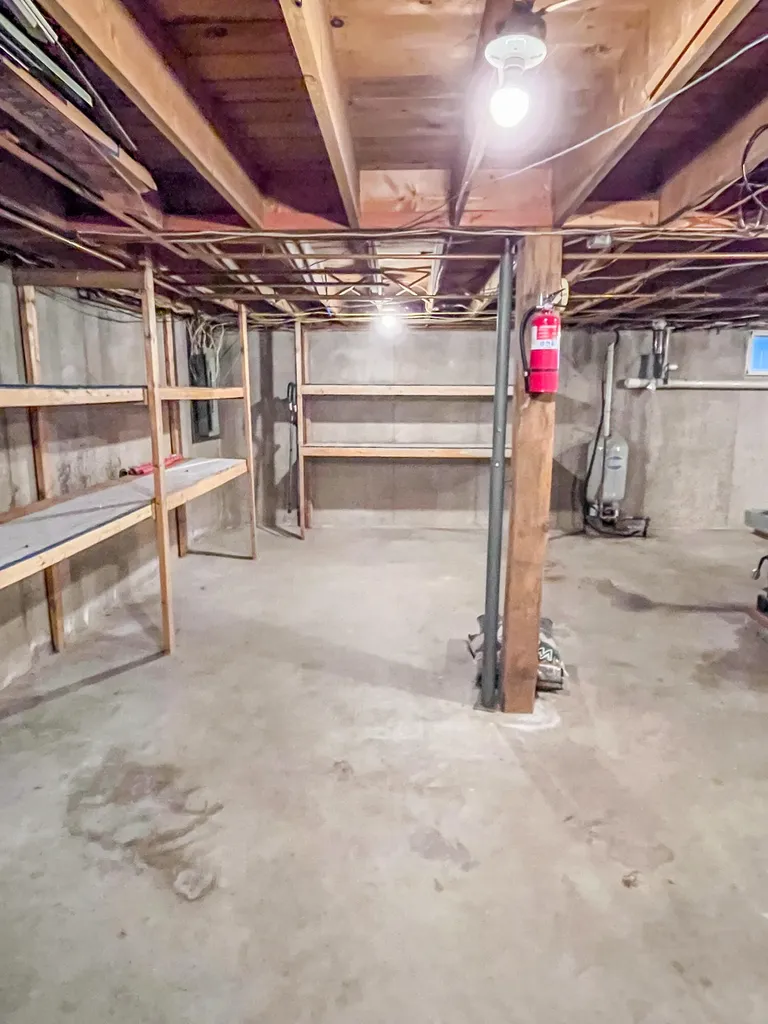 450 West Road Waterboro ME 04087