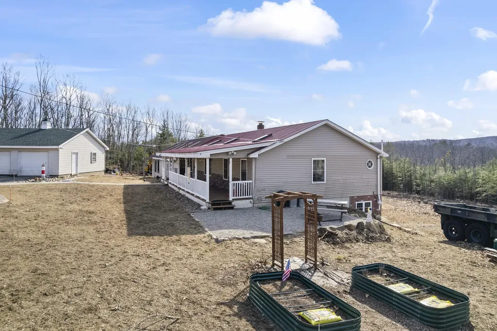 450 West Road Waterboro ME 04087