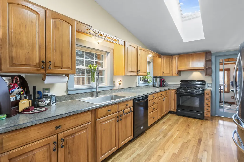 450 West Road Waterboro ME 04087