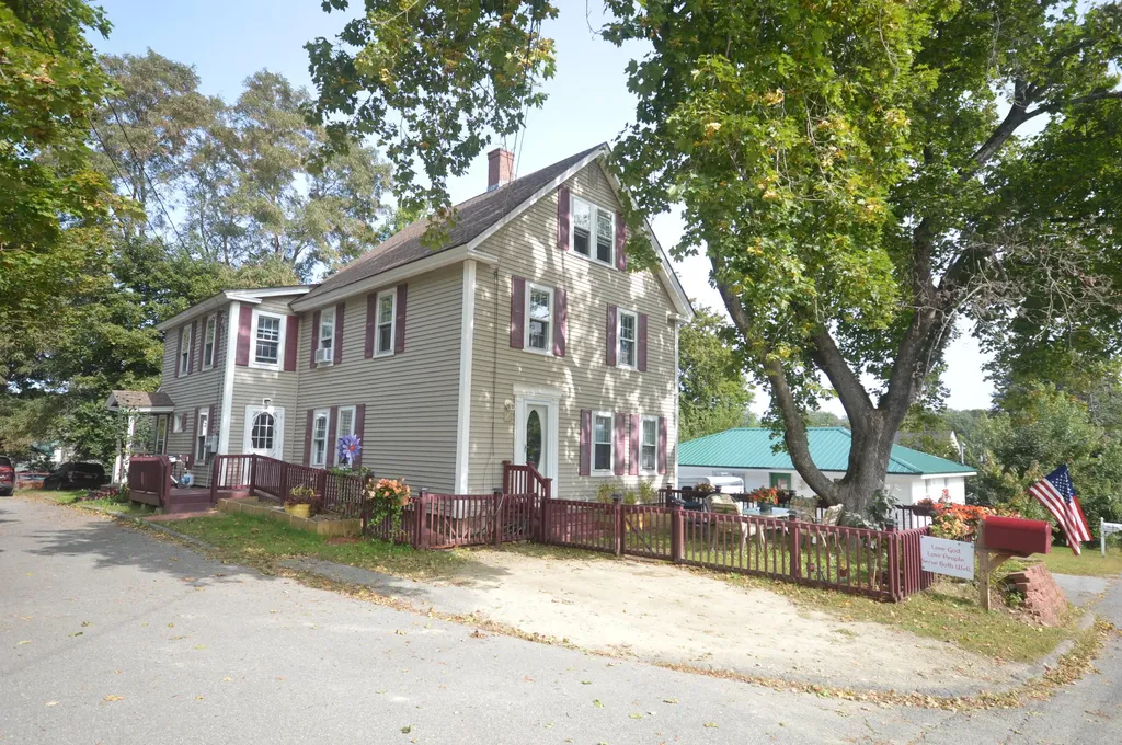 18 Lemon Street Veazie ME 04401