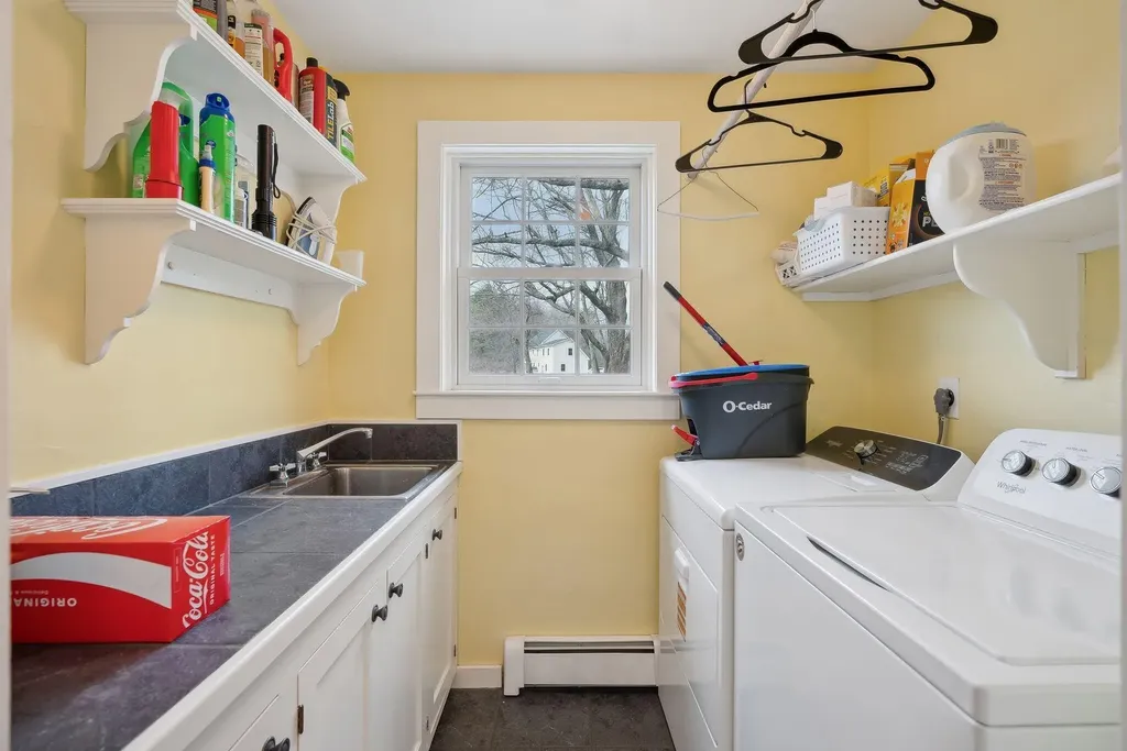 11 Mcquillians Hill Drive Gorham ME 04038