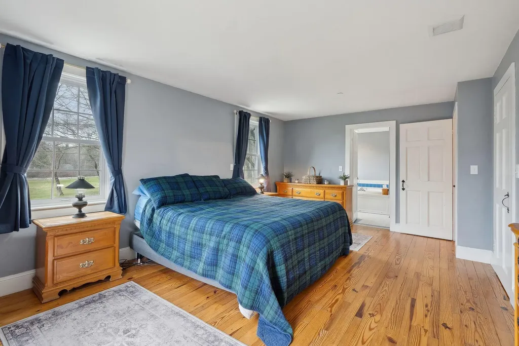 11 Mcquillians Hill Drive Gorham ME 04038