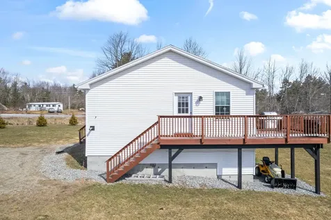 320 Church Hill Road Leeds ME 04263