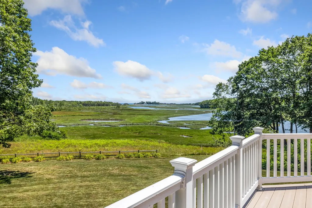 189 Mills Road Kennebunkport ME 04046