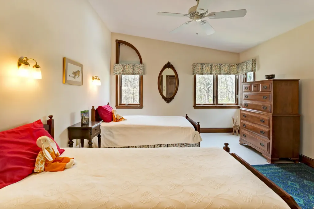 189 Mills Road Kennebunkport ME 04046