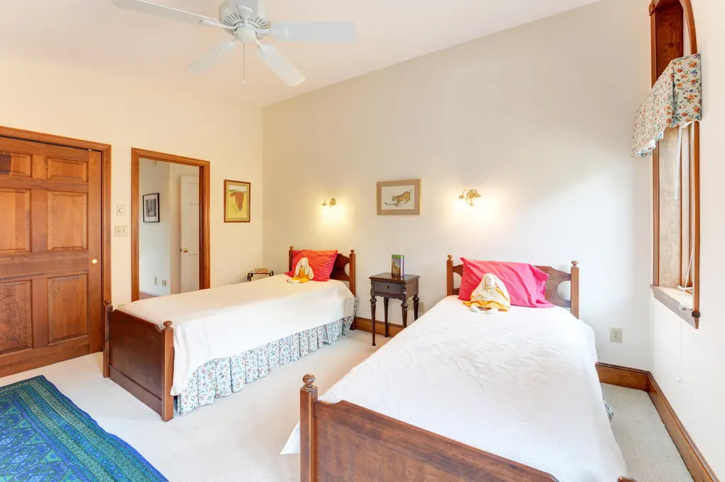 189 Mills Road Kennebunkport ME 04046