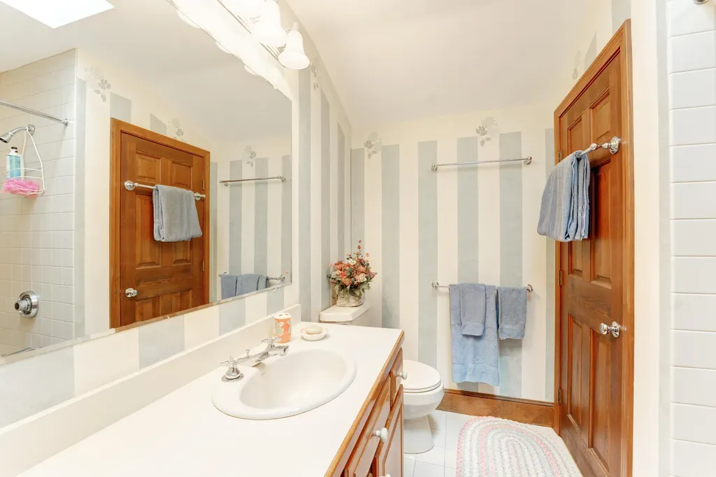 189 Mills Road Kennebunkport ME 04046