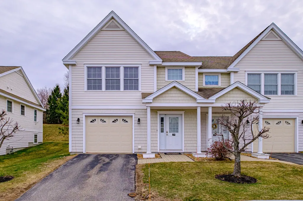 29 Smith Farm Lane Portland ME 04103