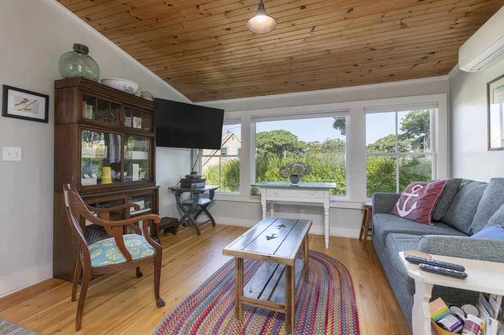 428 Island Avenue Portland ME 04108
