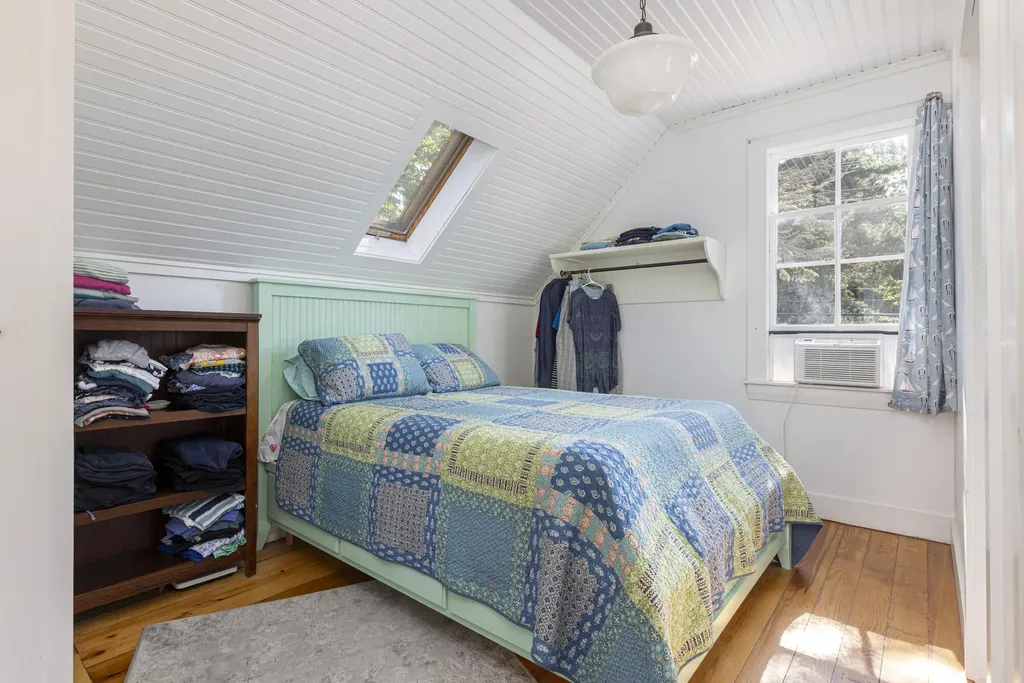 428 Island Avenue Portland ME 04108