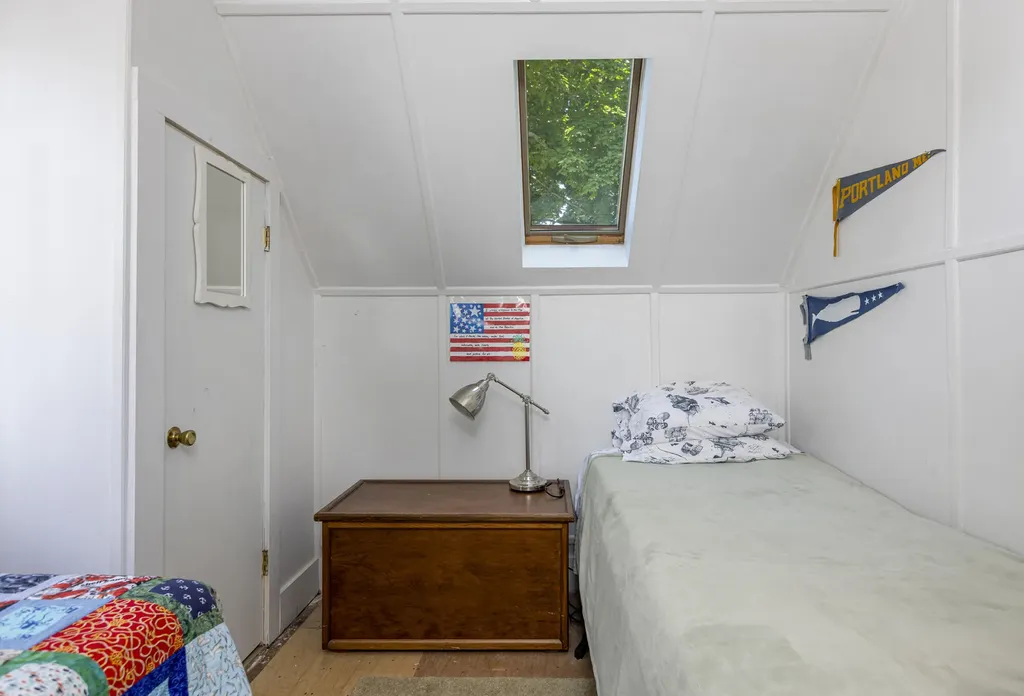 428 Island Avenue Portland ME 04108