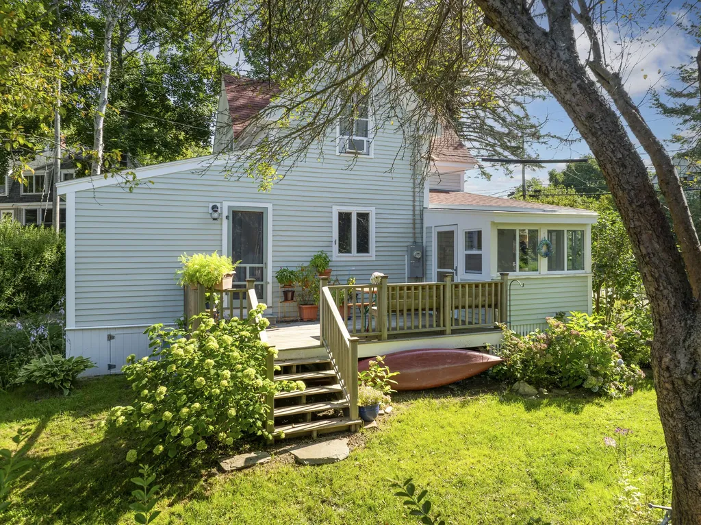 428 Island Avenue Portland ME 04108