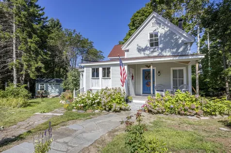 428 Island Avenue Portland ME 04108
