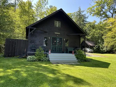 276 S Cove Road Willimantic ME 04443