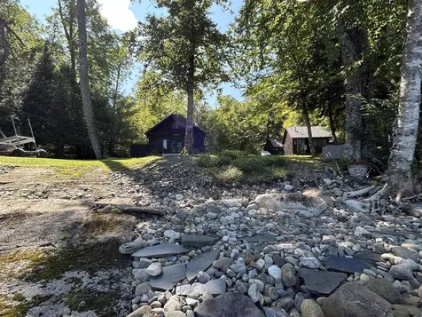 276 S Cove Road Willimantic ME 04443