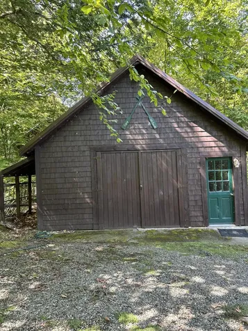 276 S Cove Road Willimantic ME 04443