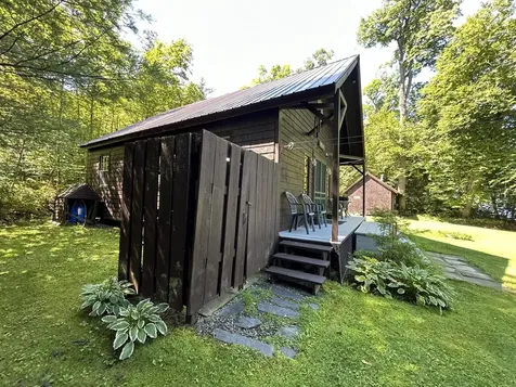 276 S Cove Road Willimantic ME 04443