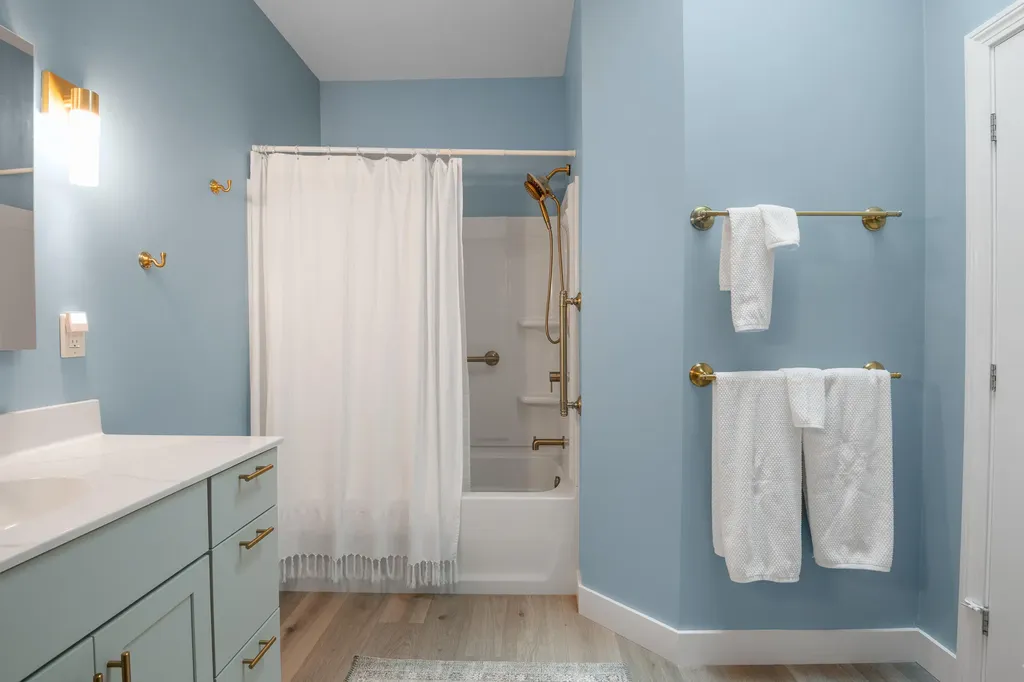 10 Serenity Drive Harpswell ME 04079