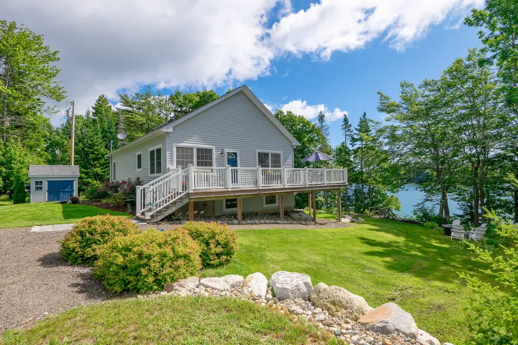 10 Serenity Drive Harpswell ME 04079