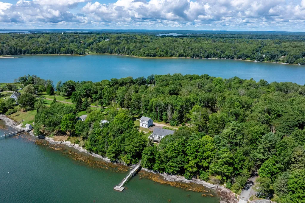 10 Serenity Drive Harpswell ME 04079