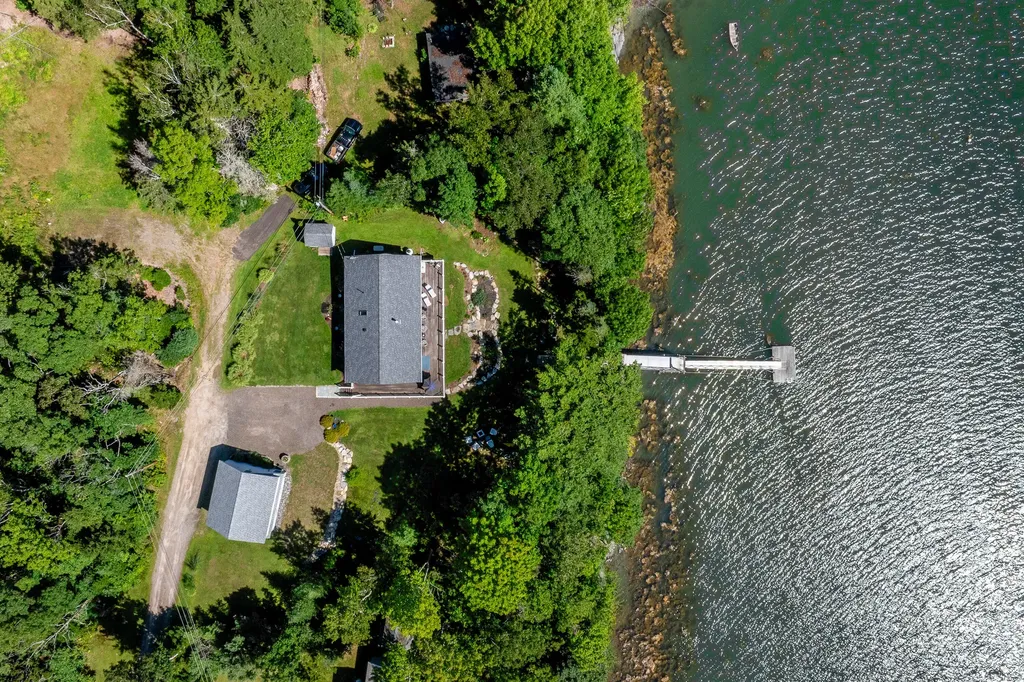10 Serenity Drive Harpswell ME 04079