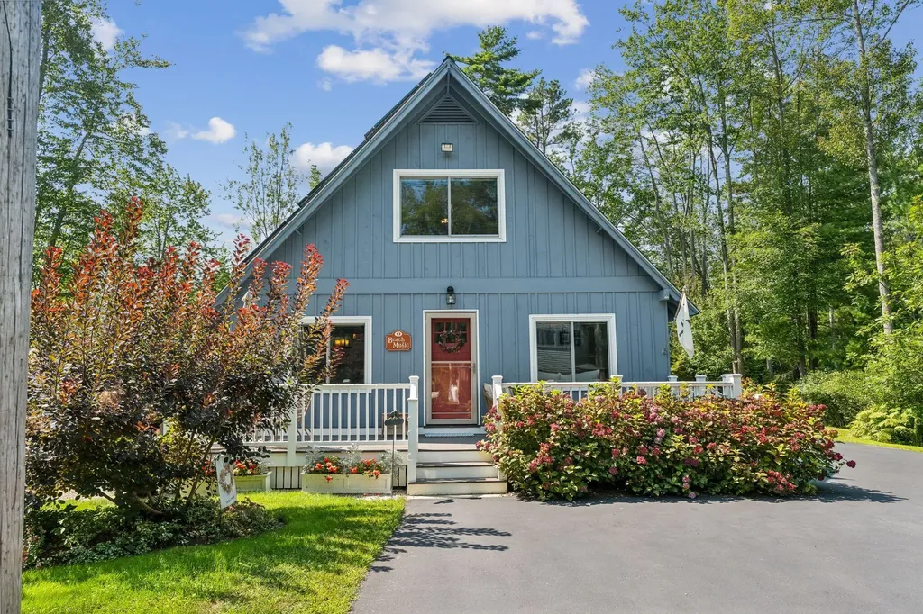 9 West Tioga Avenue Old Orchard Beach ME 04064