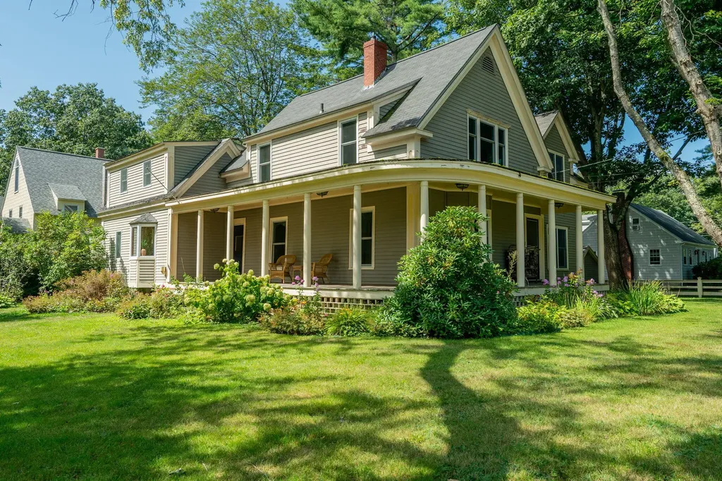 1 Kilborn Way Falmouth ME 04105
