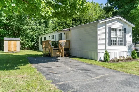 19 Patio Park Lane Gorham ME 04038