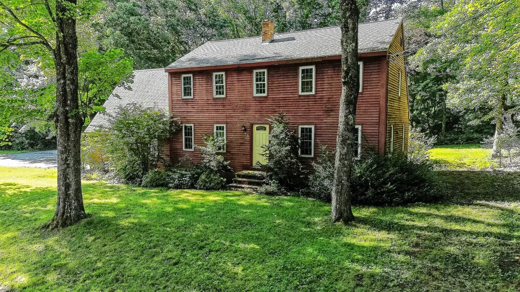 13 Eastview Drive Sanford ME 04073