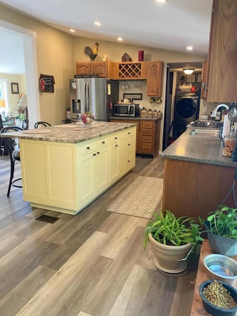 3352 West River Road Sidney ME 04330