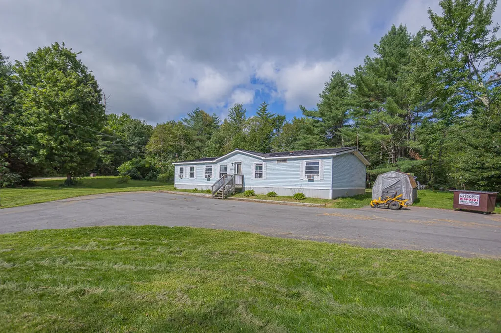 3352 West River Road Sidney ME 04330