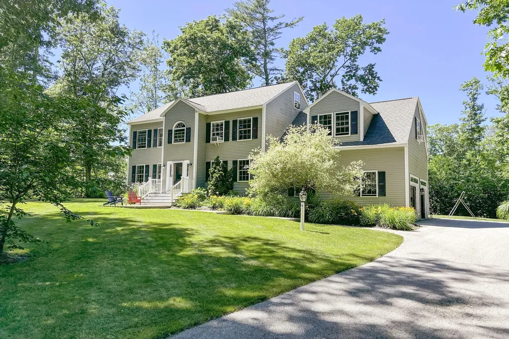4 Shady Woods Lane Kennebunk ME 04043