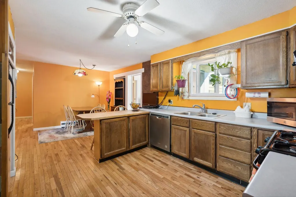 6 Bouchard Drive Brunswick ME 04011